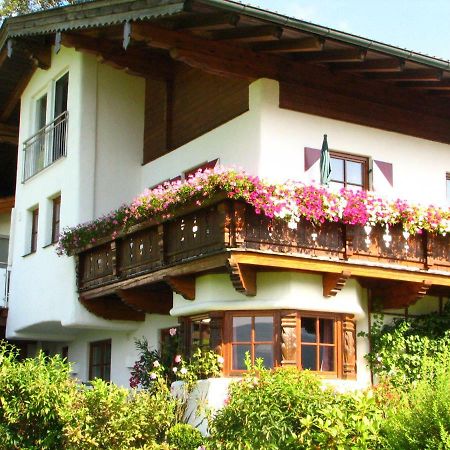 Appartement Lotte Familie Gruenberger Brixen im Thale Exterior photo
